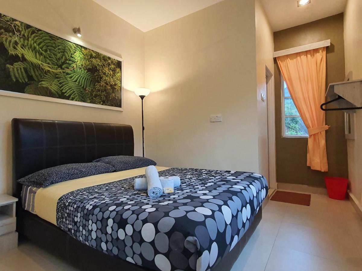 Fathers Guesthouse Bungalow Cameron Highlands Exterior foto